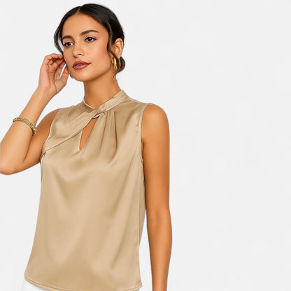 Meloir | Blouse Satinée Sans Manches à Col Torsadé – Brillance Subtile, Élégance Sculptée
